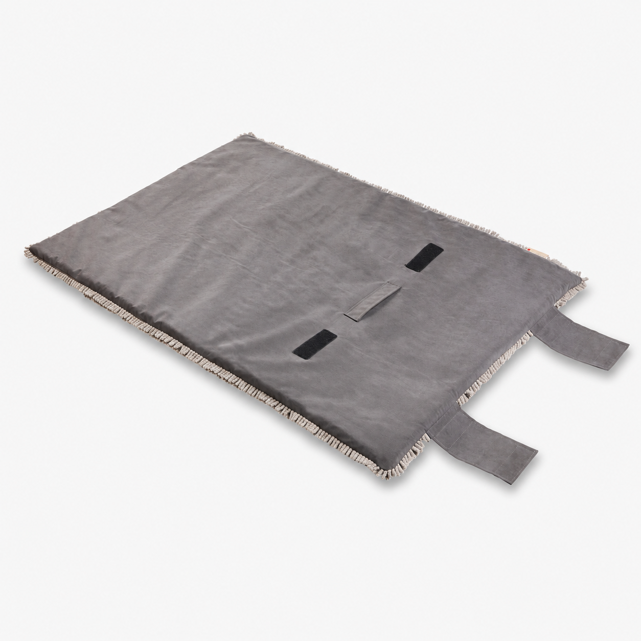 Vagabund travel blanket meets Cleankeeper