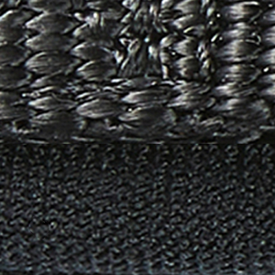 schwarz / schwarz